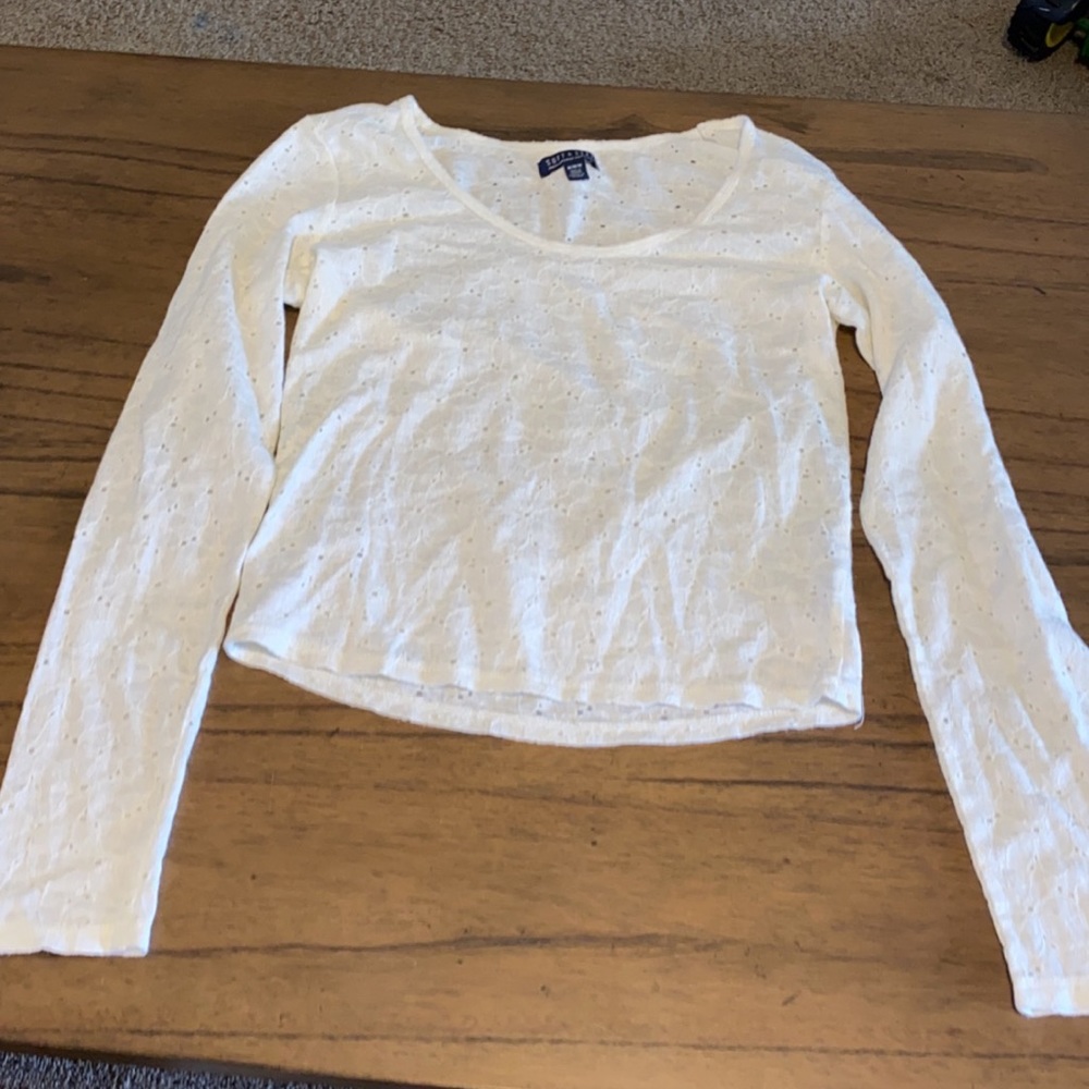 Long sleeve crop top